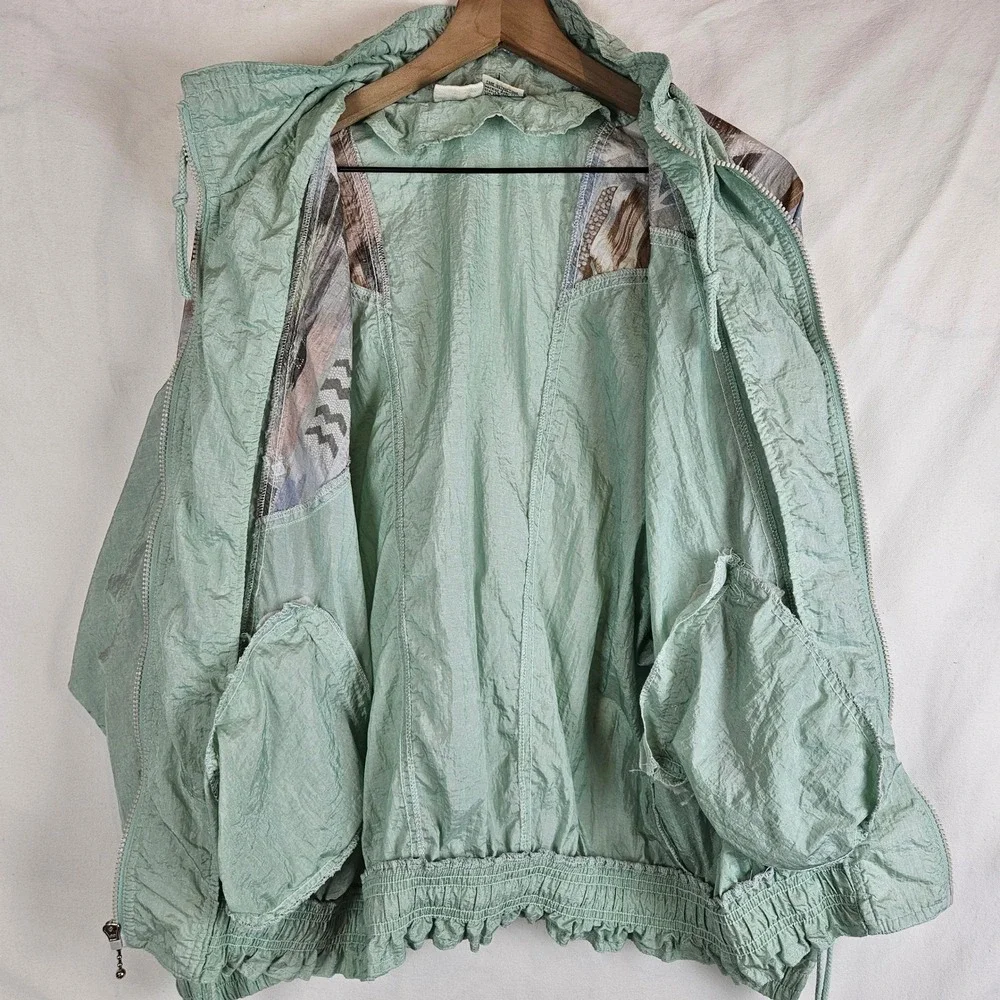 Athletic‎ Works vintage windbreaker mint green 90's drawstring lightweight M